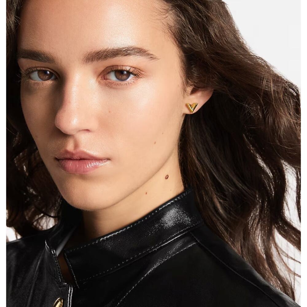 Louis Vuitton Essential V Stud Earrings (LVXX006) - Picture 2 of 6